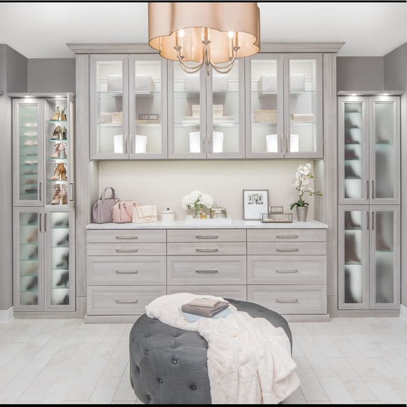 Meet your Posher, Emma - Picture 1 of 1